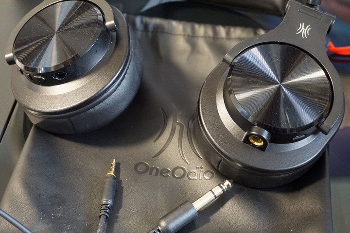 אוזניות עם חיבור 6.35 מ"מ סטודיו DJ מדגם OneOdio Fusion A70