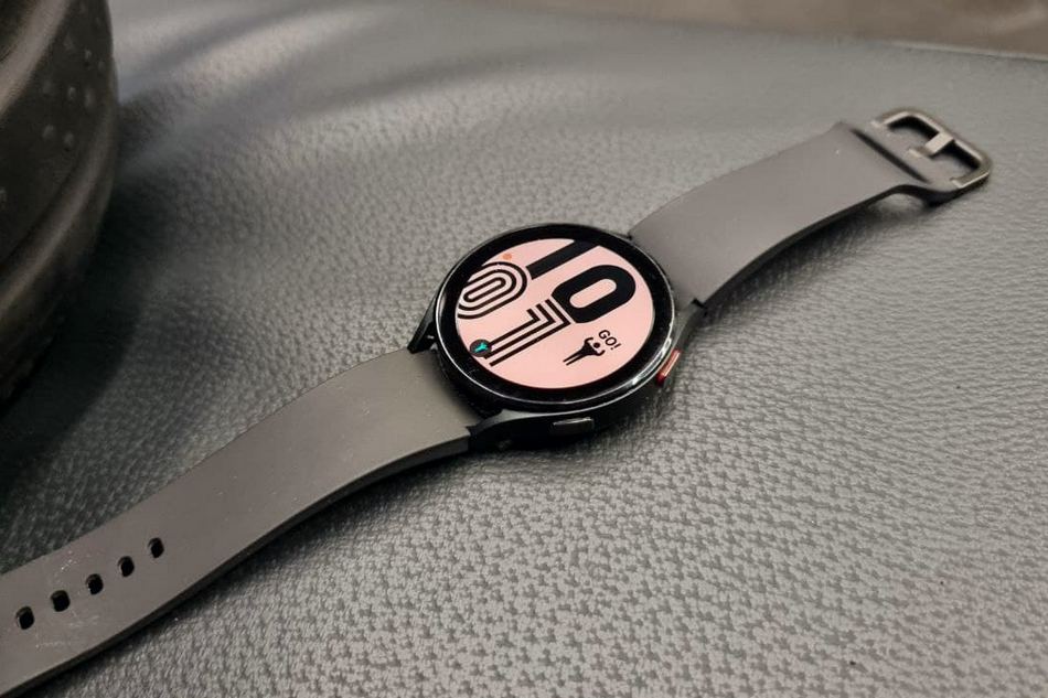 שעון Galaxy Watch 4 סמסונג עם Wear OS 3.0